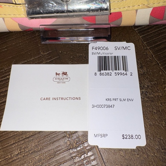 Coach NWT Patent Leather Hobo + Kristin Slim Envelope Wallet Set $559 Retail - Picture 3 of 15